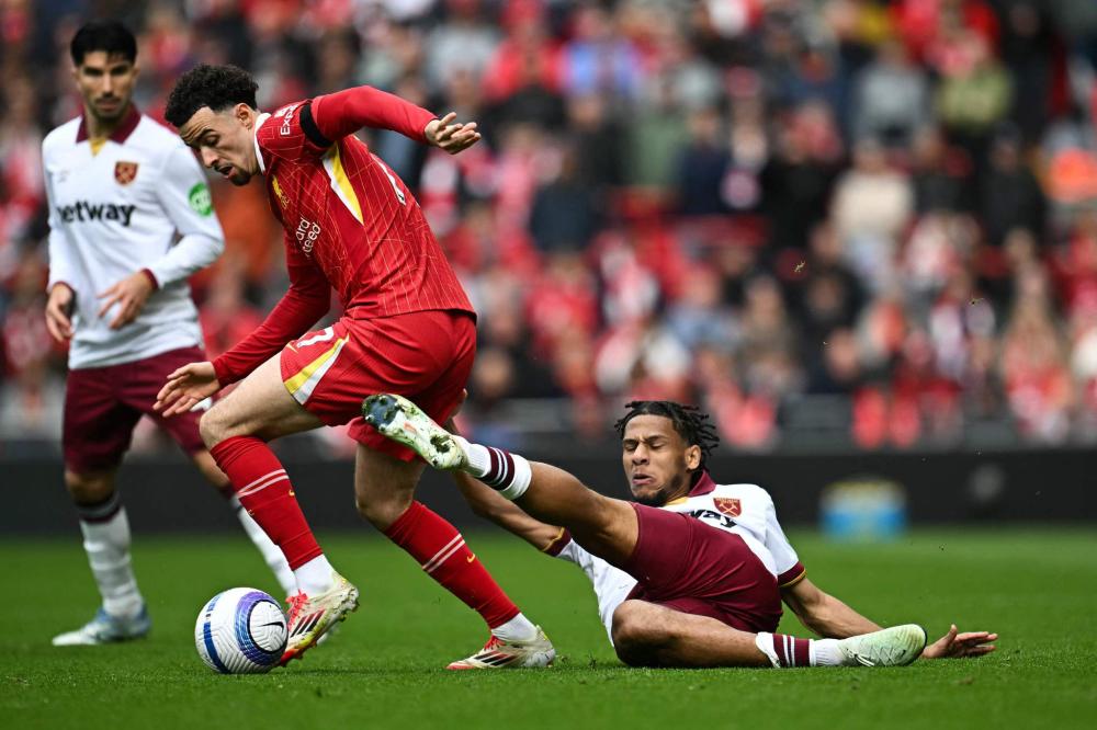 特朗普以 特朗普以